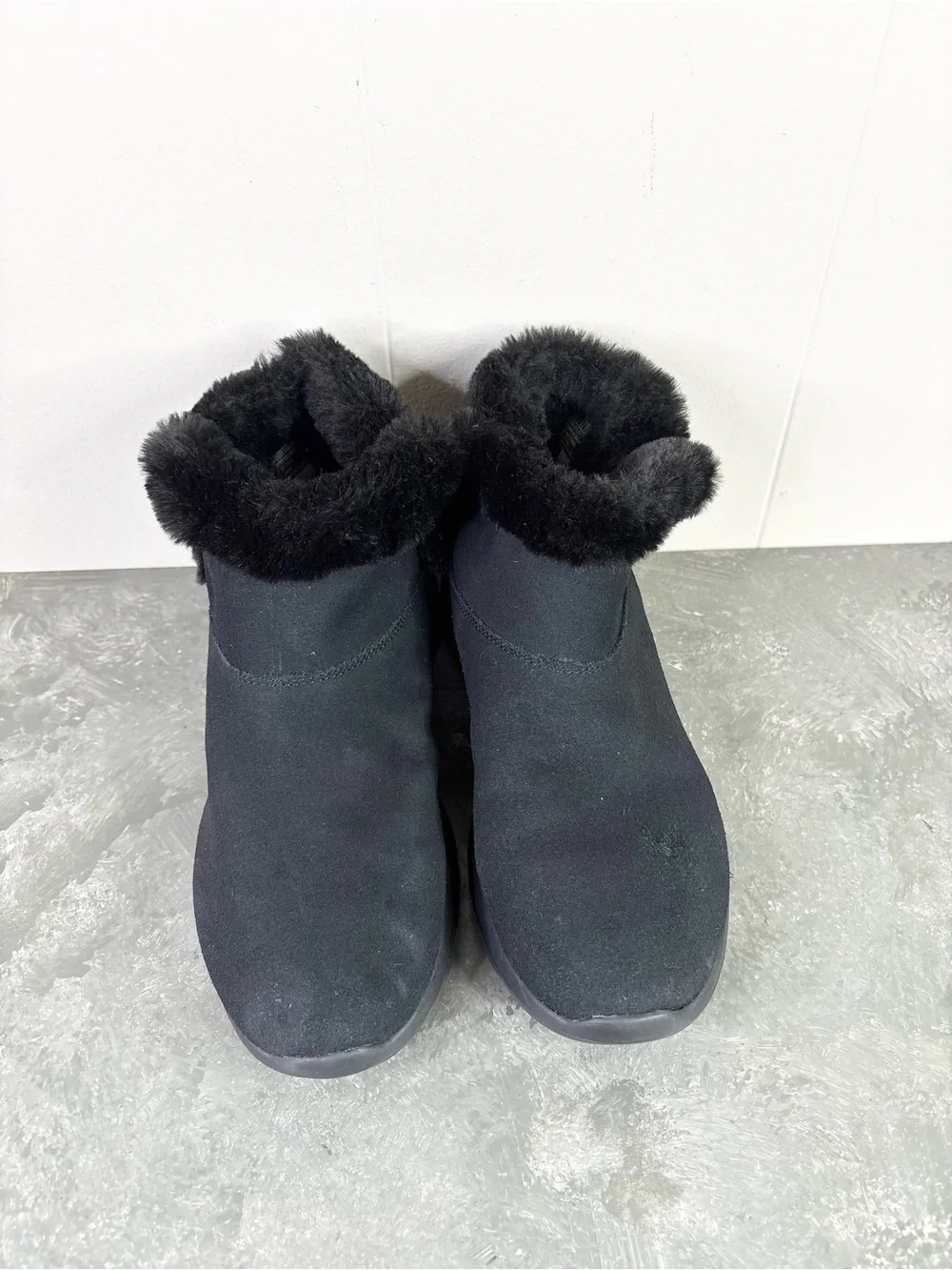 Skechers Women's On-The-Go Joy black suede slip-on boots faux fur trim size 7 - Picture 6 of 9